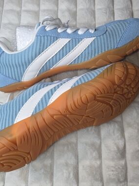 Retro Sky Blue Barefoot Sneakers - Wide Toe Box / Zero Drop (Size 8.5) Womens